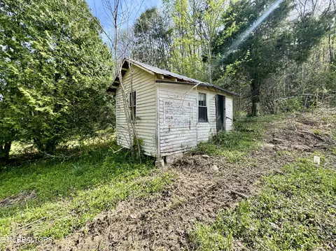 Exterior - 4508 Idumea Rd, Corryton, TN 37721 photo 3 of 10