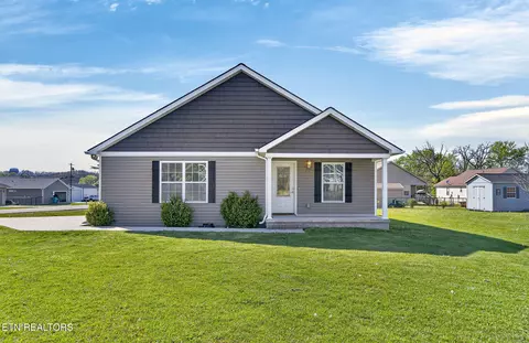 47 Panther Valley Rd, Crossville, TN 38555