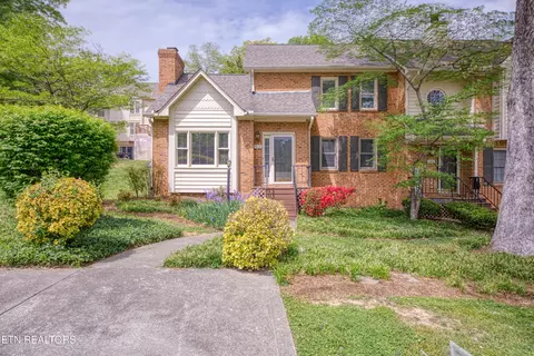 915 Miles Ct, Knoxville, TN 37923