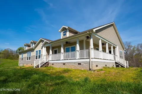 249 Molly Hollow Rd, New Tazewell, TN 37825