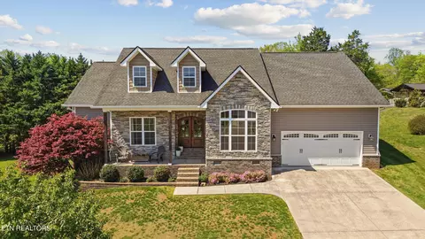 7305 Liberty Station Ln, Knoxville, TN 37920
