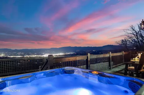2130 Ross Way, Sevierville, TN 37876