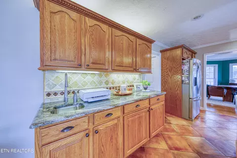 Kitchen - 7835 Boruff Rd, Corryton, TN 37721 photo 7 of 7