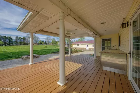 Exterior - 7835 Boruff Rd, Corryton, TN 37721 photo 4 of 13