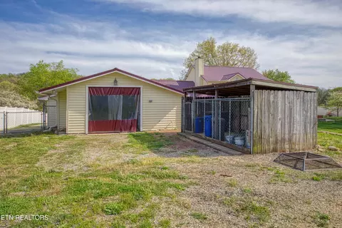 Exterior - 7835 Boruff Rd, Corryton, TN 37721 photo 8 of 13