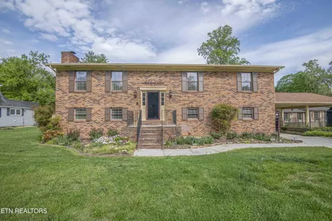 603 Riverbend Rd, Clinton, TN 37716