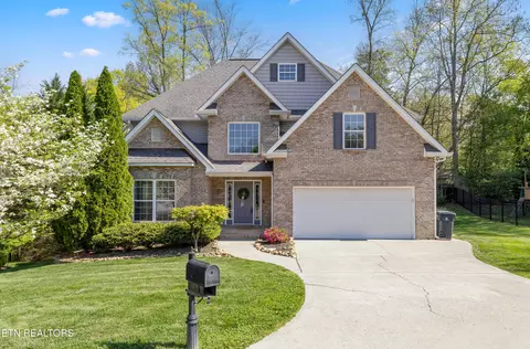 1306 Pershing Hill Ln, Knoxville, TN 37919