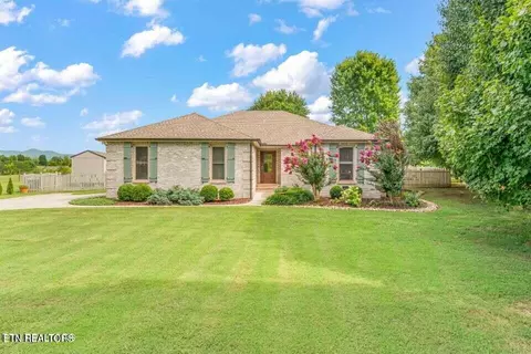 4006 Floyd Dr, Maryville, TN 37804