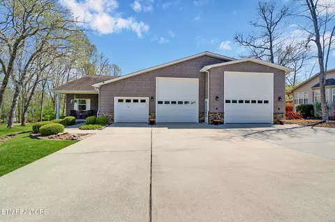 52 Hawthorn Loop, Crossville, TN 38555
