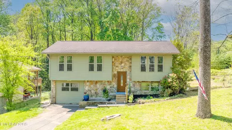 6608 Rockbridge Ln, Knoxville, TN 37921