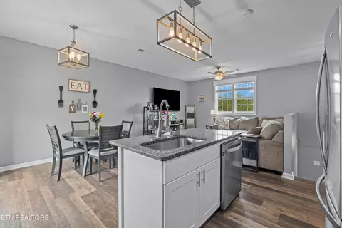 Kitchen - 226 Ebenezer Rd, Chuckey, TN 37641 photo 3 of 4