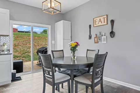 Dining - 226 Ebenezer Rd, Chuckey, TN 37641 photo 2 of 2