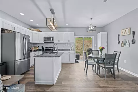 Kitchen - 226 Ebenezer Rd, Chuckey, TN 37641 photo 1 of 4