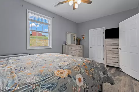 Bedroom - 226 Ebenezer Rd, Chuckey, TN 37641 photo 3 of 6