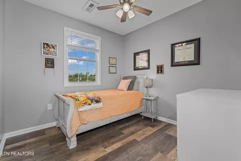 Bedroom - 226 Ebenezer Rd, Chuckey, TN 37641 photo 5 of 6