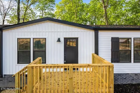197 Serrento Ln, New Tazewell, TN 37825