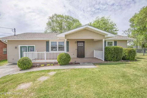 207 N 6th St, Maryville, TN 37804