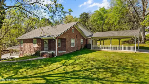 1017 Old Knoxville Hwy, Sevierville, TN 37862