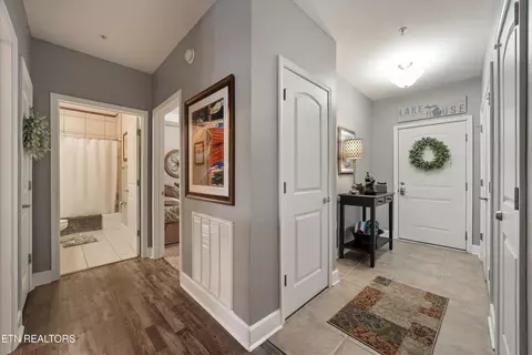 Entry Way - 313 Sandpiper Ln, Bean Station, TN 37708 photo 2 of 2