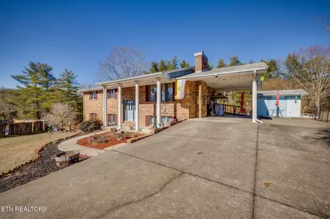 929 Nantucket Ave, Mount Carmel, TN 37645