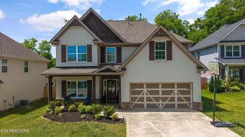 957 Festival Ln, Knoxville, TN 37923