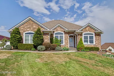 370 Leeper Overlook, Dandridge, TN 37725