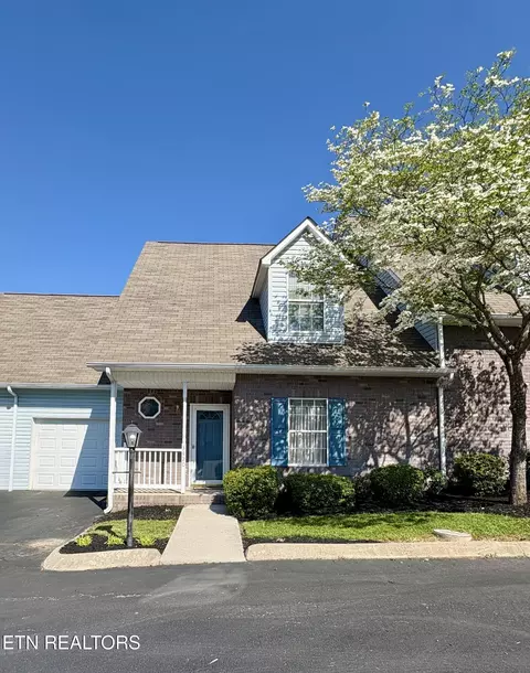 3420 Hamilton Place Dr, Morristown, TN 37814