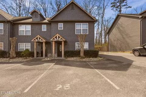 1426 William Holt Blvd, Sevierville, TN 37862