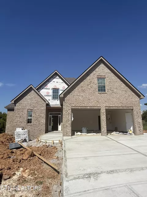 2138 Lantern Park Ln, Knoxville, TN 37932