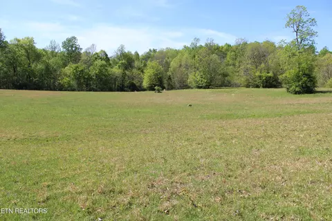 3710 Wayne Bryant Rd, Louisville, TN 37777