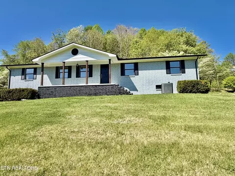 815 Payne Dr, New Tazewell, TN 37825