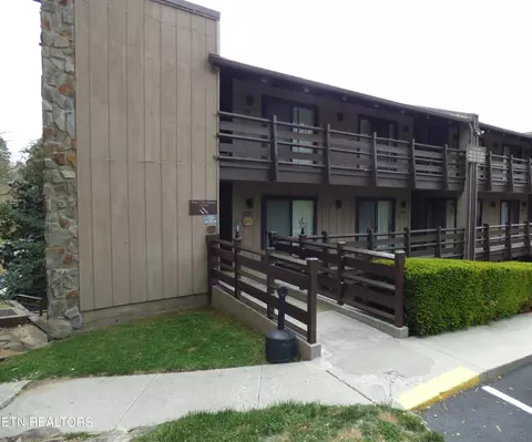 1081 Cove Rd #821, Sevierville, TN 37876