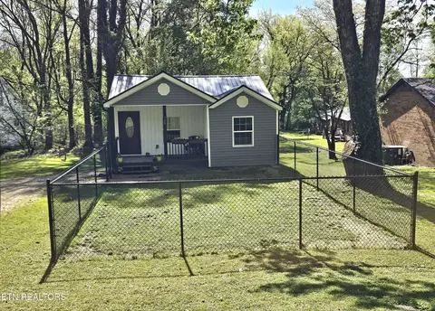 729 Clymersville Rd, Rockwood, TN 37854