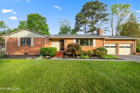 6835 Dorchester Dr, Knoxville, TN 37909