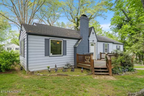 305 Gilbert Ln, Knoxville, TN 37920