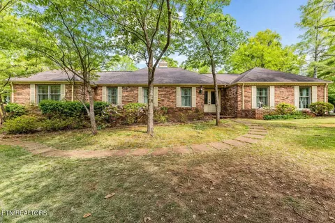 2012 Duck Cove Dr, Knoxville, TN 37922