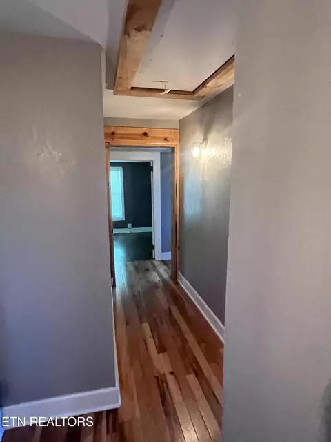 Entry Way - 3002 Highway 61 E, Luttrell, TN 37779 photo 2 of 3