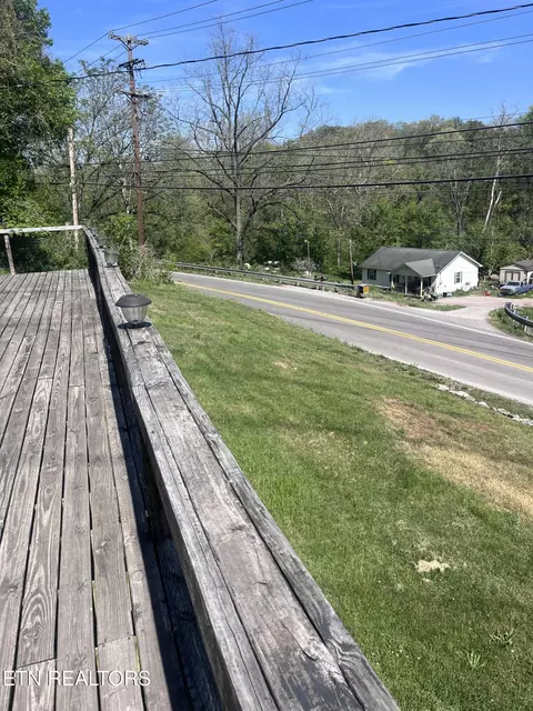 Exterior - 3002 Highway 61 E, Luttrell, TN 37779 photo 2 of 4