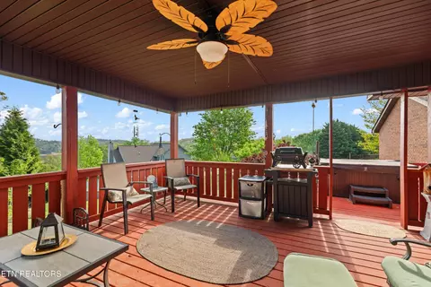 Exterior - 1850 Honeysuckle Ln, Talbott, TN 37877 photo 3 of 13