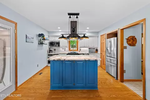 Kitchen - 1850 Honeysuckle Ln, Talbott, TN 37877 photo 4 of 4