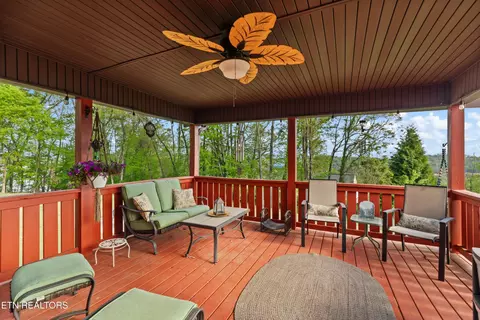 Exterior - 1850 Honeysuckle Ln, Talbott, TN 37877 photo 2 of 13