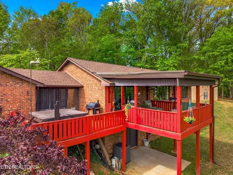 Exterior - 1850 Honeysuckle Ln, Talbott, TN 37877 photo 10 of 13