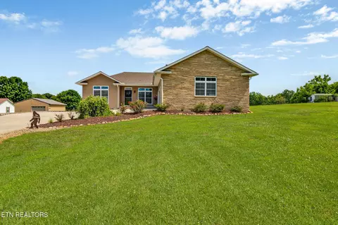 1432 Sawmill Rd, Crossville, TN 38555