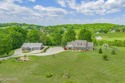 4163 Benny Delozier Dr, Maryville, TN 37804
