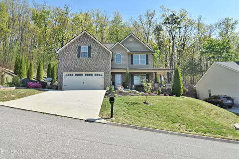 3066 Oakwood Hills Ln, Knoxville, TN 37931