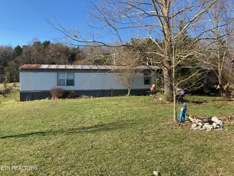 472 Allen Chapel Rd, Hilham, TN 38568