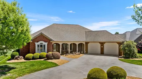 104 Wesa Tr, Vonore, TN 37885