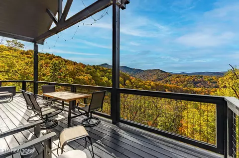 Exterior - 3316 Sugar Maple Loop Rd, Sevierville, TN 37862 photo 6 of 11
