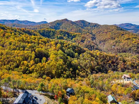 View/Area - 3316 Sugar Maple Loop Rd, Sevierville, TN 37862 photo 4 of 4