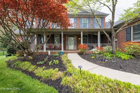 12813 Lebel Rd, Farragut, TN 37934